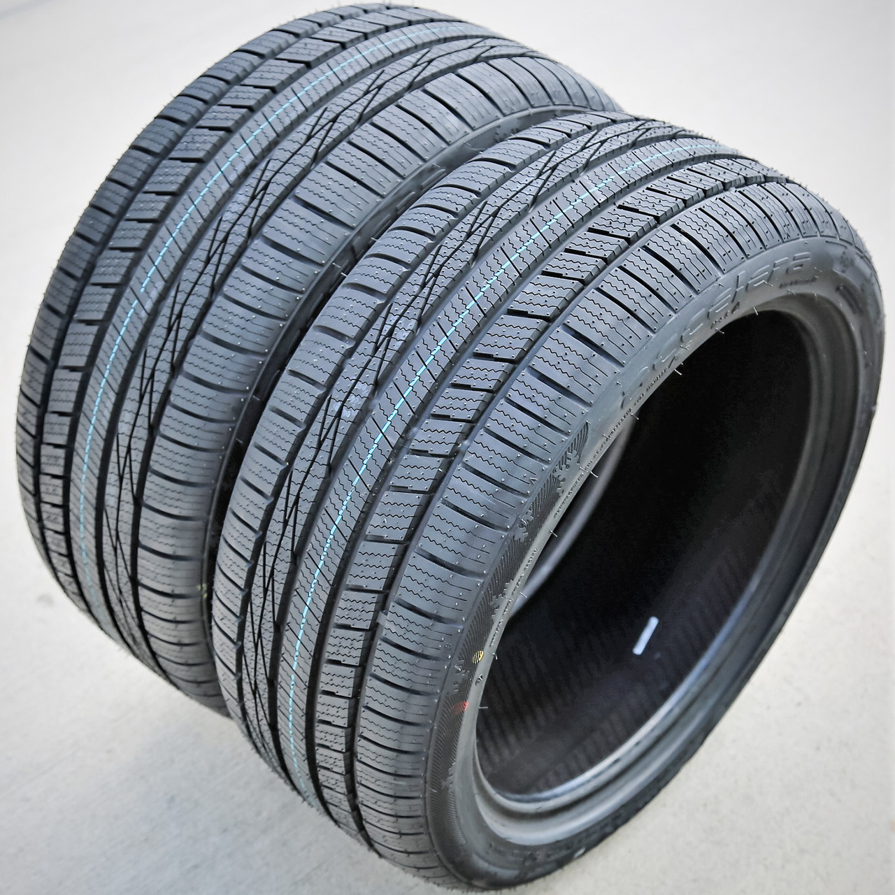 Accelera XGrip N 215/60R16 95H Winter Tire