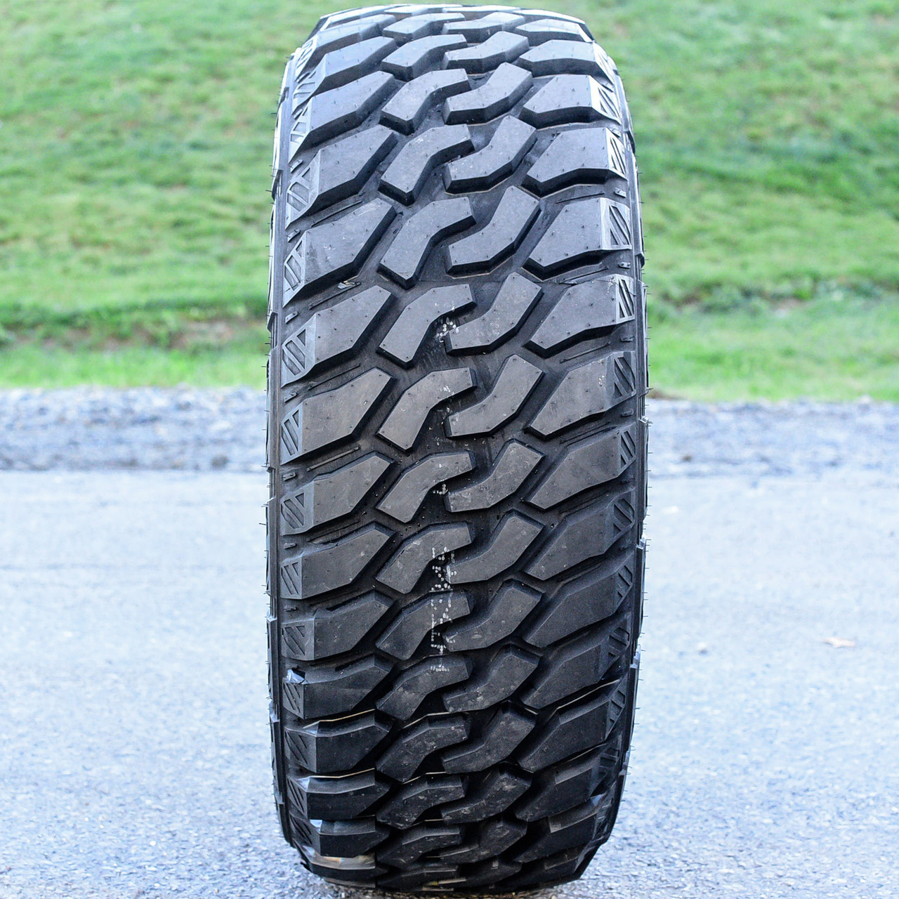 Lion Sport M/T LT 35X12.50R22 117Q E (10 Ply) MT Mud Terrain (BLEM) Tire