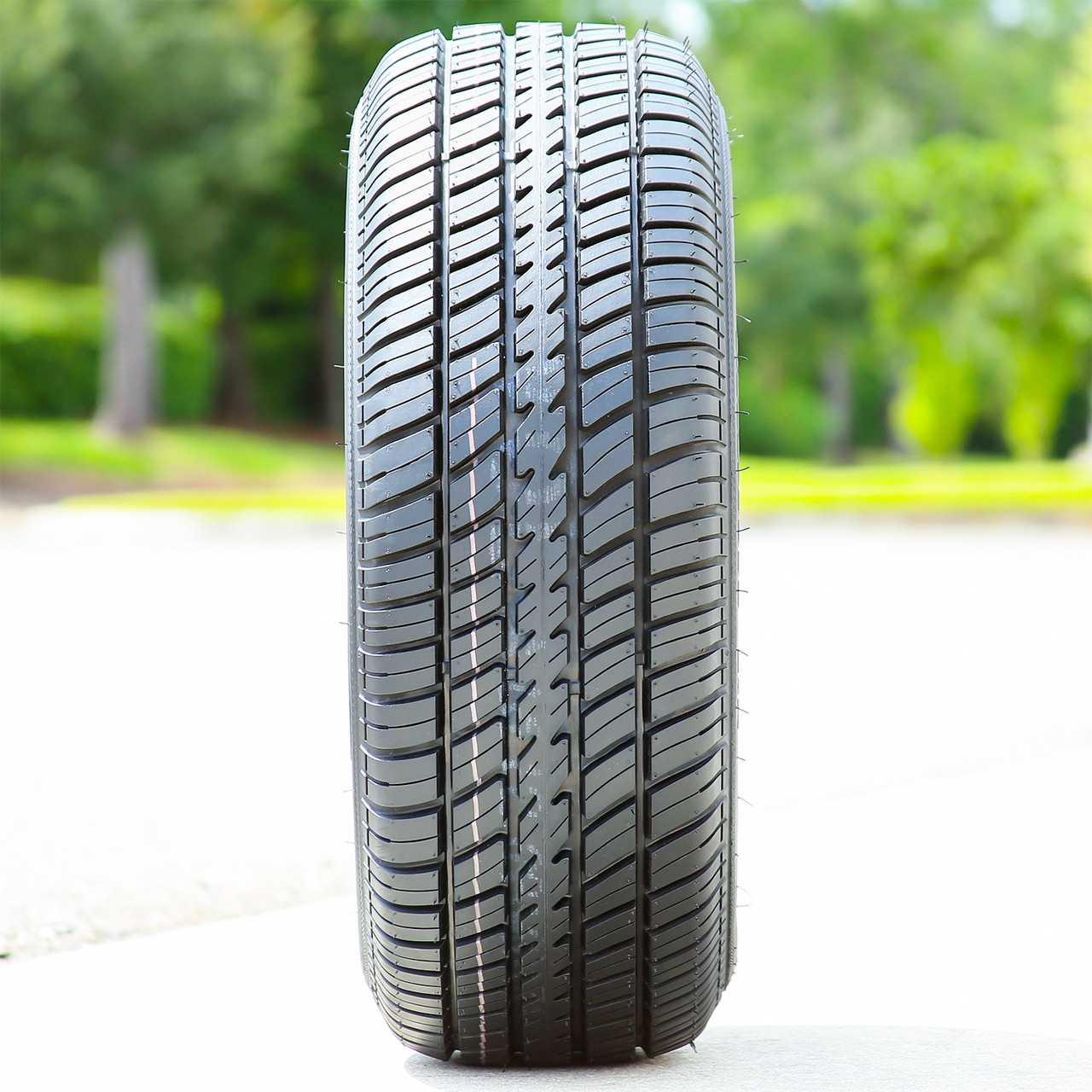 Cooper Cobra Radial G/T 215/65R15 95T AS A/S All Season Tire - TireMart.com