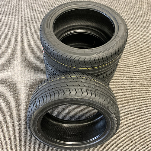 JK Tyre UX1 215/55R17 98V