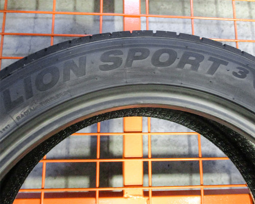 Leao Lion Sport 3 235/45R18 98Y XL