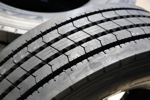 Fortune FAR602 295/75R22.5 146/143L H (16 Ply)