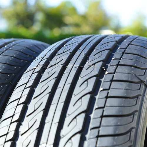 Arisun Aggressor ZP01 215/55R17 94V