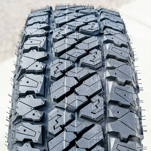 Thunderer Ranger A/TR LT 275/70R18 125/122S E (10 Ply)