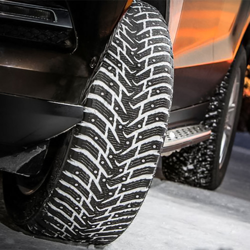 Nokian Tyres Hakkapeliitta 8 245/35R21 96T XL (DOT 2018)