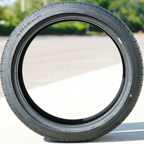 Arisun Aggressor ZS03 215/45R18 ZR 93W XL