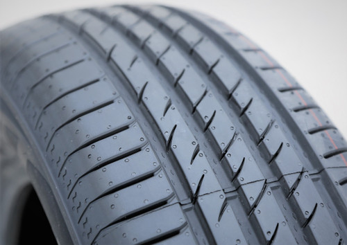 MAXTREK MAXIMUS M2 205/60R16 92V 中古タイヤ4本セット MAXTREK（マックストレック） 4本セット 205/60R16 タイヤ サマー
