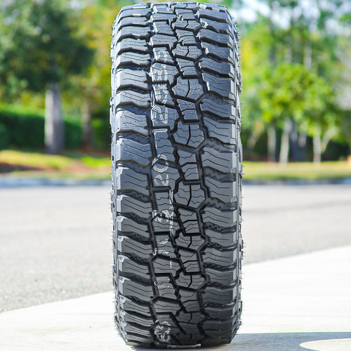 Mickey Thompson Baja Boss A/T LT 285/65R20 127/124Q E (10 Ply)