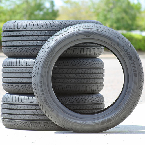 Goodyear Assurance MaxGuard 215/55R17 94V