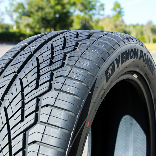 Venom Power Covert Grip ASP 245/40R20 ZR 99W XL