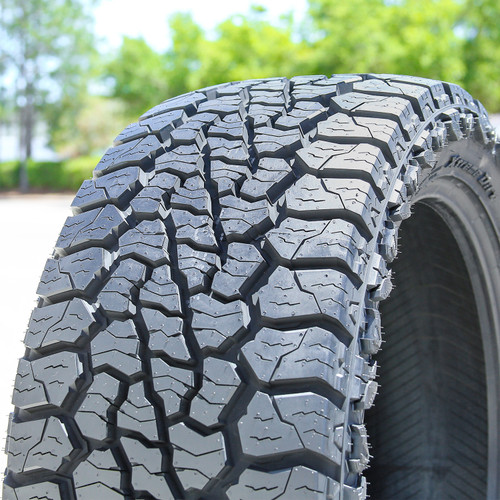 Venom Power Swampthing A/T Xtreme Dirt LT 37X13.50R18 128Q F (12 Ply)