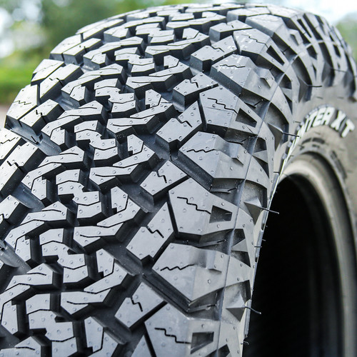 Venom Power Terra Hunter X/T 2 215/65R16 102H XL