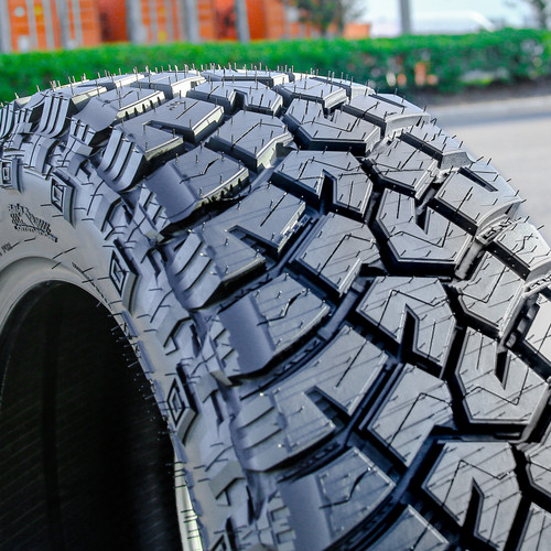 Tesche Tires Ridge Blade X/RT LT 275/55R20 121/118Q F (12 Ply)