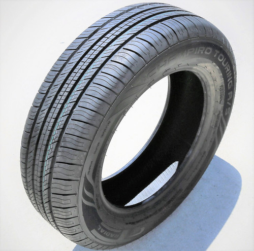 GT Radial Champiro Touring A/S 215/60R17 96H