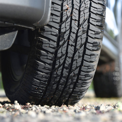 Yokohama Geolandar A/T G015 (OE) LT 265/70R17 121/118S E (10 Ply)