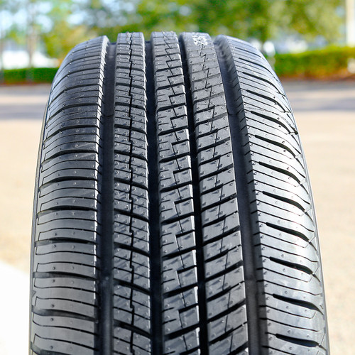 Yokohama AVID Ascend GT 235/40R19 96V XL