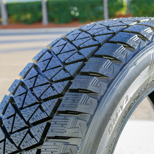 SALE定番225/60R17 BRIDGESTONE BLIZZAK VRX3 4本 超バリ山 イボあり 21年製 フォレスター VX アルファード ヴェルファイア デリカ エルグランド X3 中古