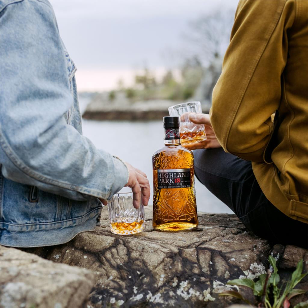 Highland Park 18 Year Old - Viking Pride 70cl Whisky | Master Of Malt