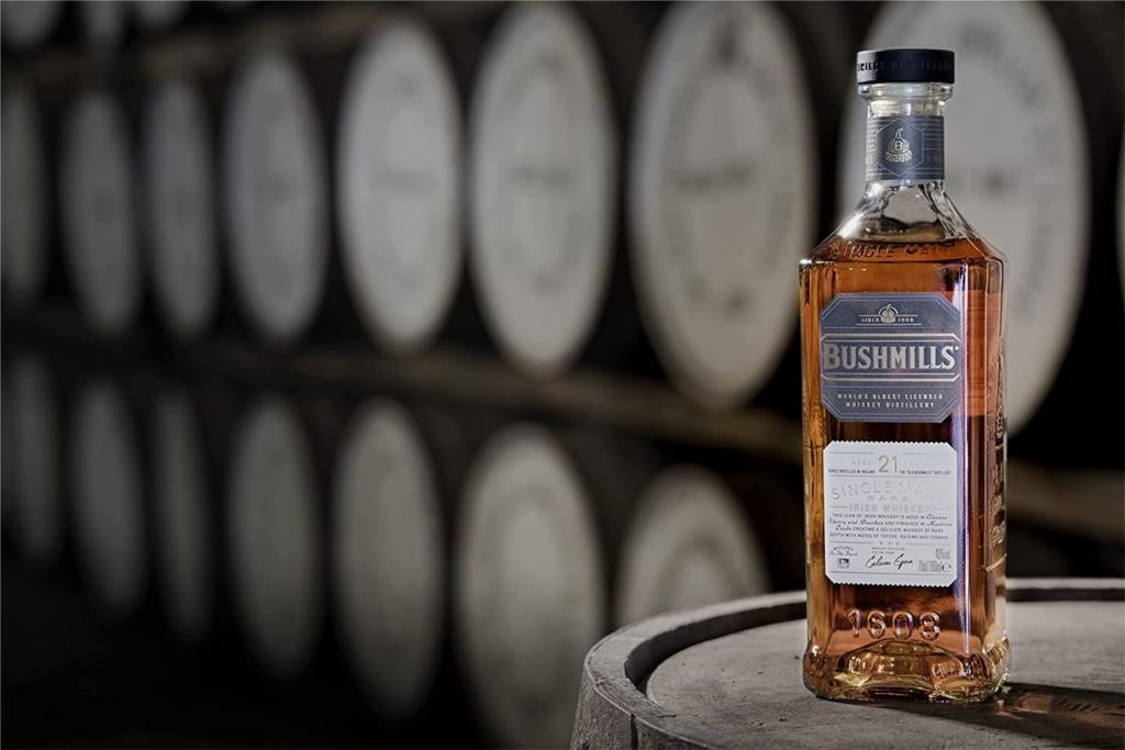 Bushmills 21 Year Old 70cl Whisky | Master Of Malt
