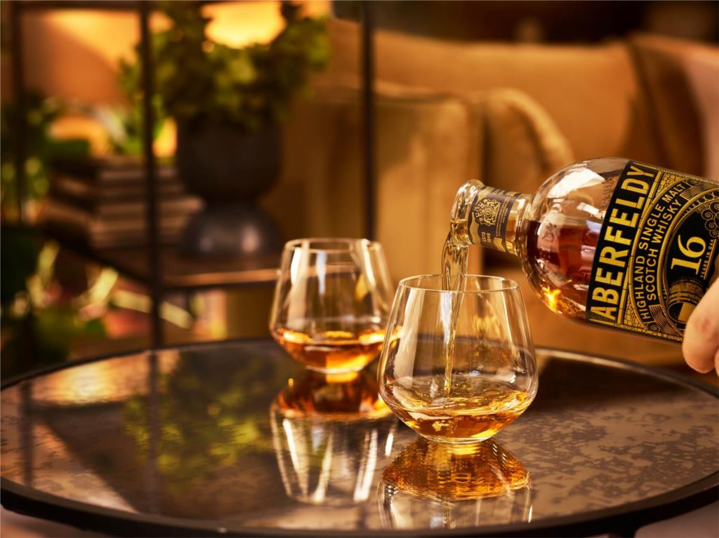 Aberfeldy 16 Year Old 70cl Whisky | Master Of Malt