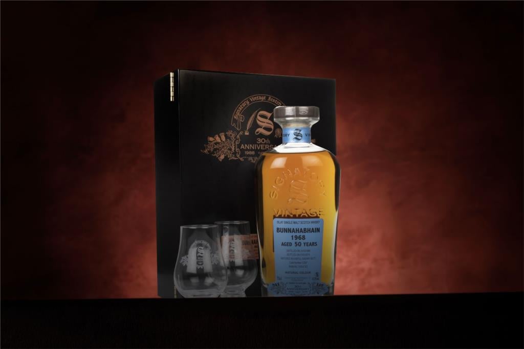 *COMPETITION* Bunnahabhain 50 Year Old 1968 (cask 12397) - 30th Anniversary Gift Box (Signatory) Whisky Ticket 70cl product image