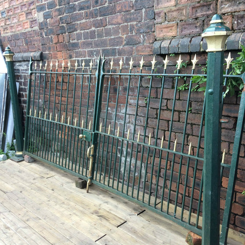 Large set of Victorian/ Edwardian painted cast/ wrought iron gates.