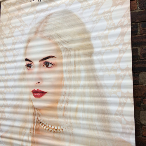 Alice In Wonderland ( Disney 2010)- HUGE Cinema poster featuring The White Queen played by Anne Hathaway Carter Size approximately 150 cm x 240 cm