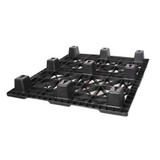 Four-way forklift and pallet jack entry for smooth handling