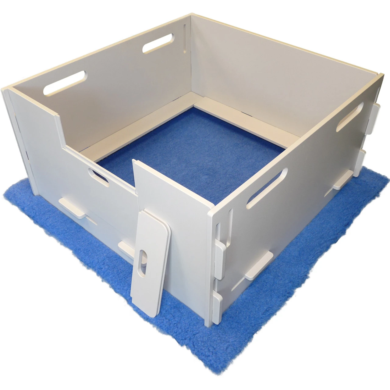 MagnaBox on Blue Fleece