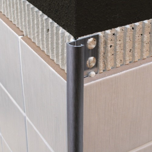 Genesis EAQ Aluminium Quad Tile Trim used in a tiled installation