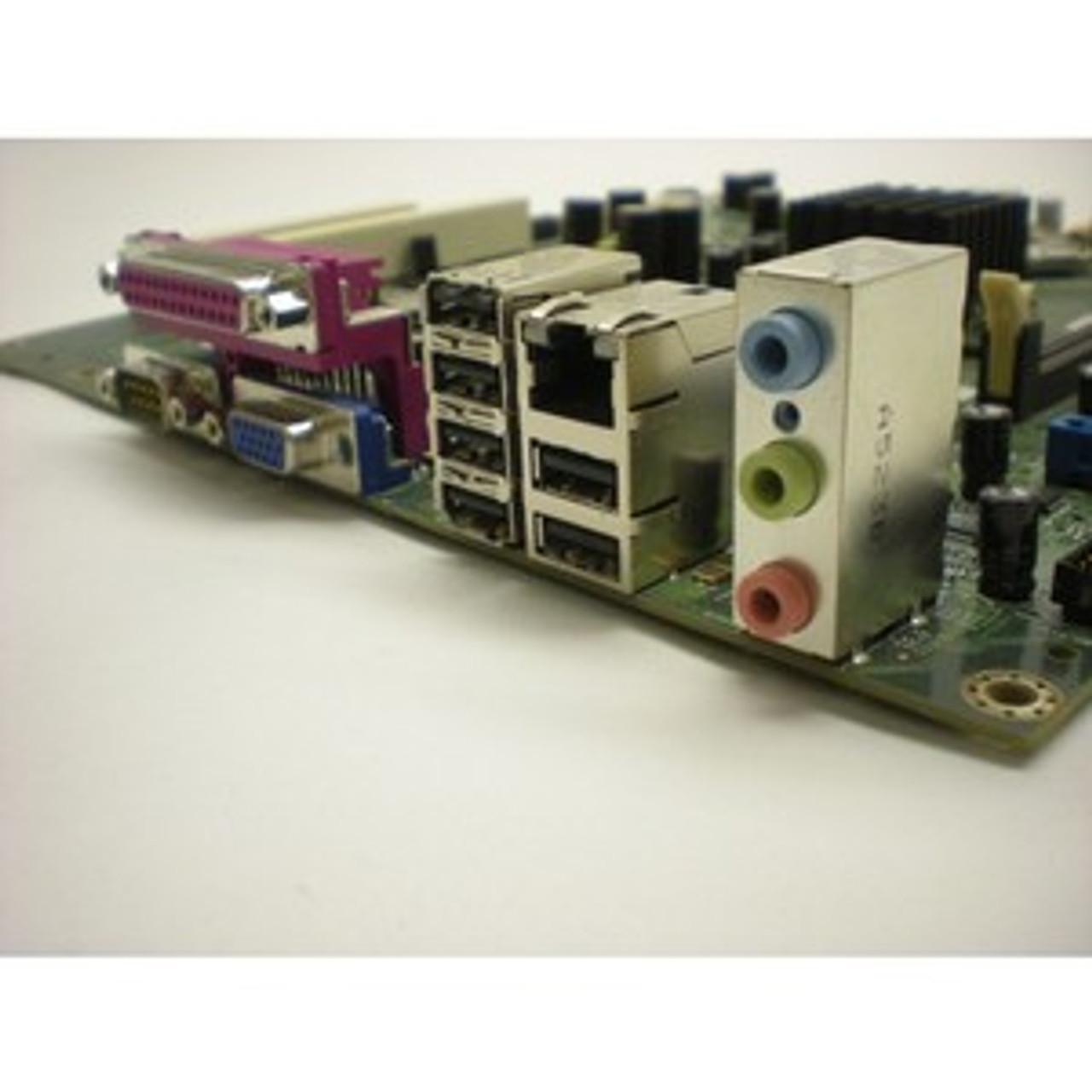 DELL OPTIPLEX GX520 DT MOTHERBOARD / TARJETA MADRE REFURBISHED DELL  UG98T, XG312,  X7841, UG982,  PJ479, RJ290, MD573