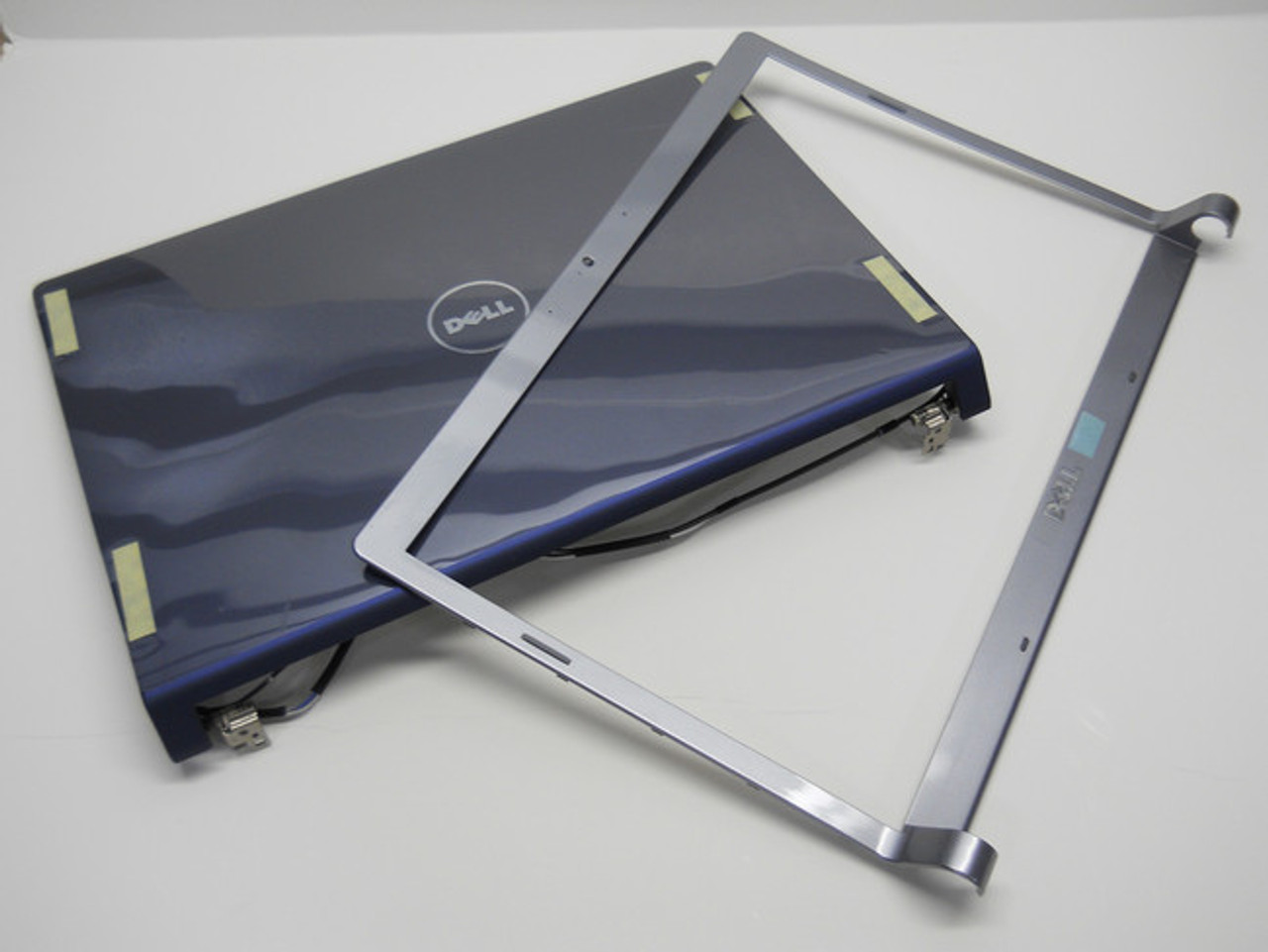 DELL STUDIO 1535,1536,1537 LCD 15.4 IN TOP COVER + HINGES + BEZEL W/ CAM PORT NEW 9807405678 2953