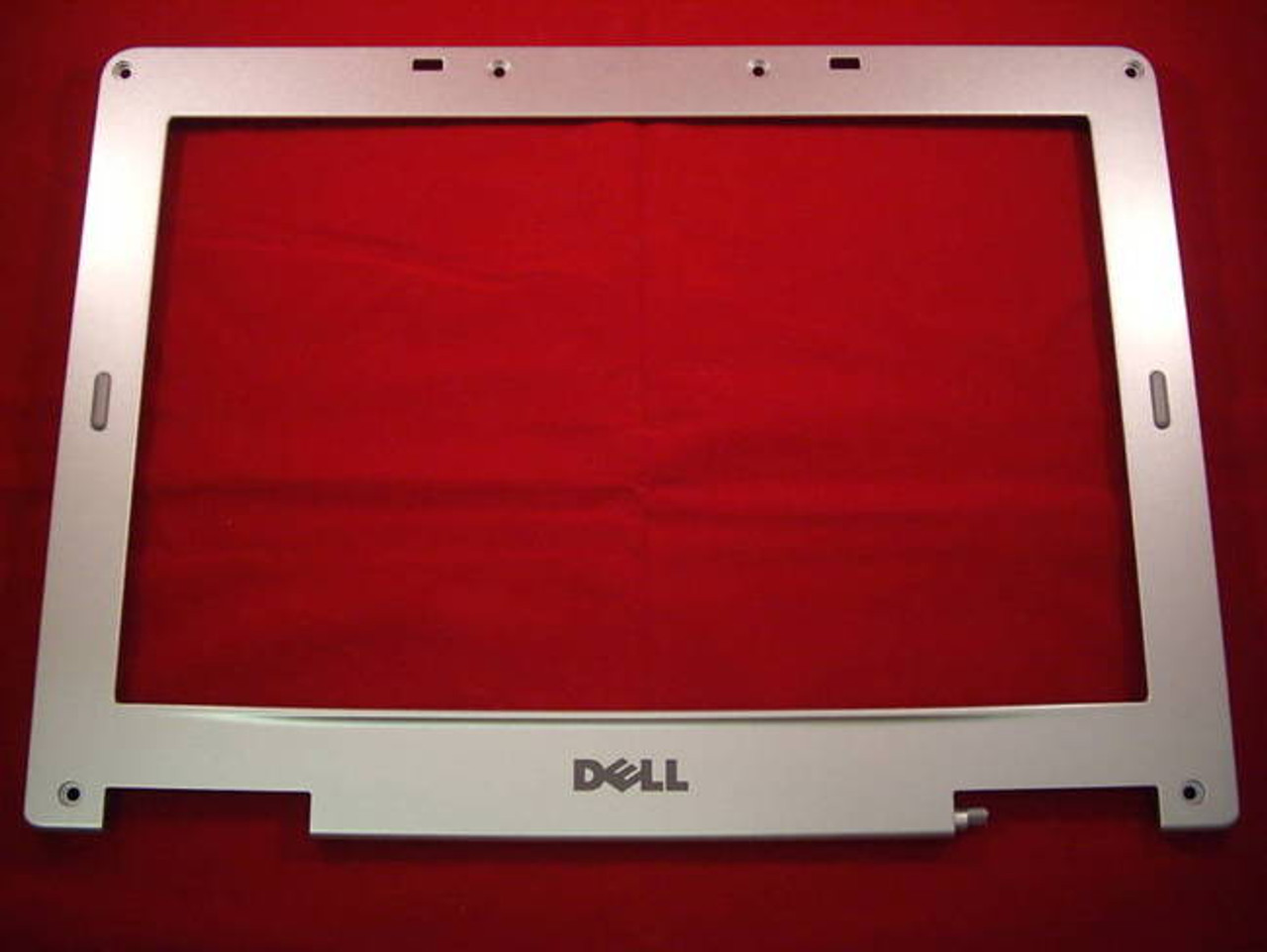 DELL INSPIRON 6400 E1505 1501 14IN  LCD FRONT TRIM COVER BEZEL PLASTIC REF  DN221