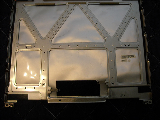 DELL INSPIRON 7500 LCD STEEL BRACKET  6738U