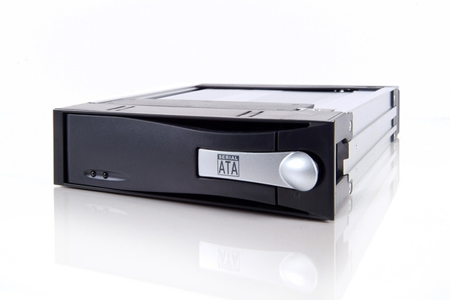 ICY DOCK INTERNAL SATA MOBILE RACK - BLACK 5.25IN NEW DELL MB-123SK-1-B, A2055697