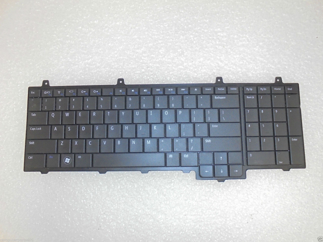 DELL INSPIRON 1747 1750 LAPTOP KEYBOARD / TECLADO EN ESPAÑOL NEW DELL  TW6MF