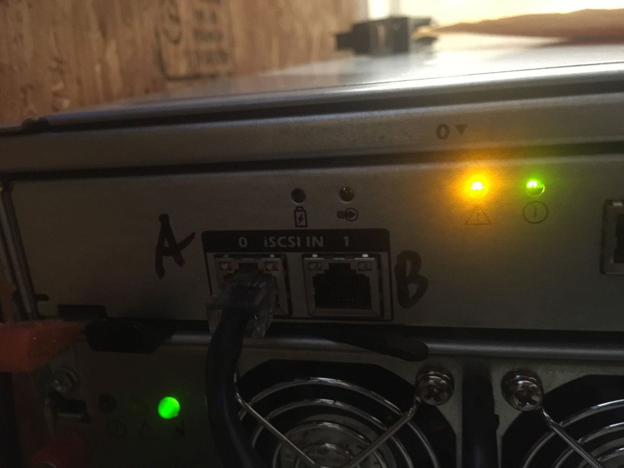 DELL POWERVAULT MD3000I ISCSI 2-PORT CONTROLLER REFURBISHED DELL  X2R63