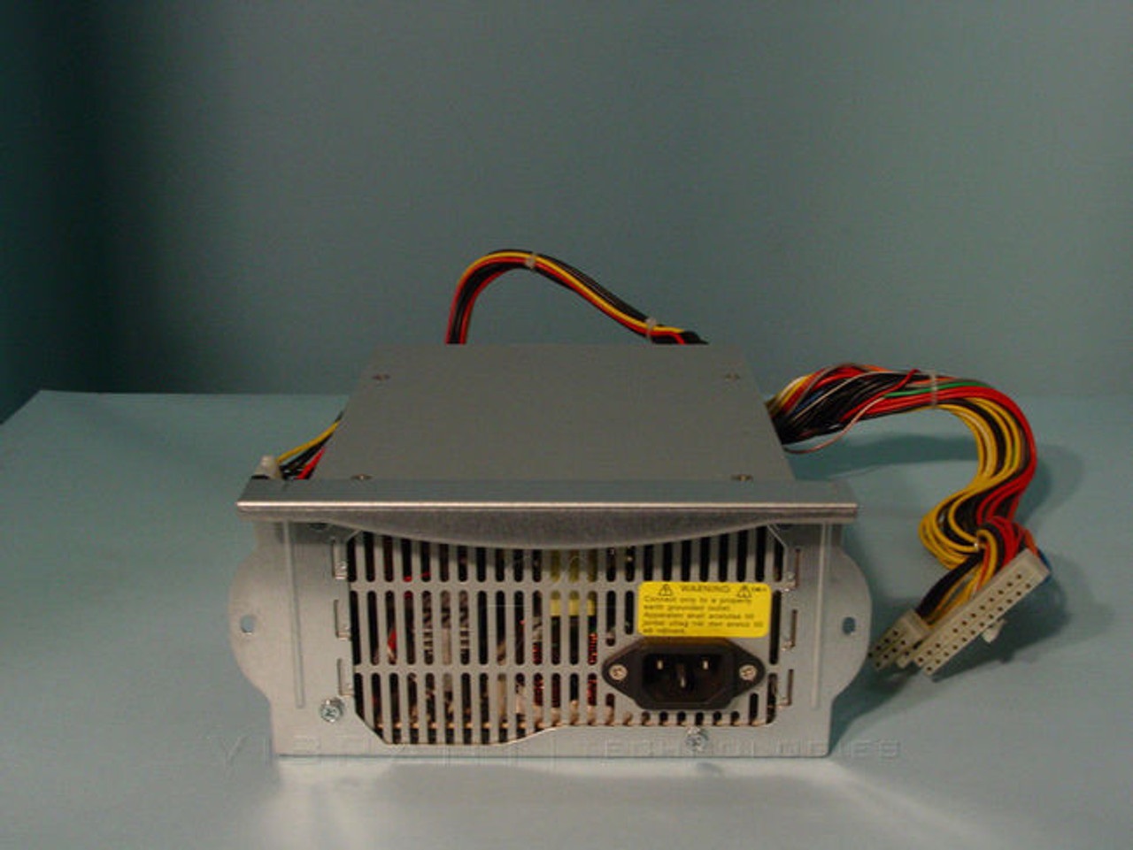DELL POWEREDGE 1800 POWER SUPPLY NON-REDUNDANT 650W  NEW DELL DG323, U2406, PS-5651-1, TJ785