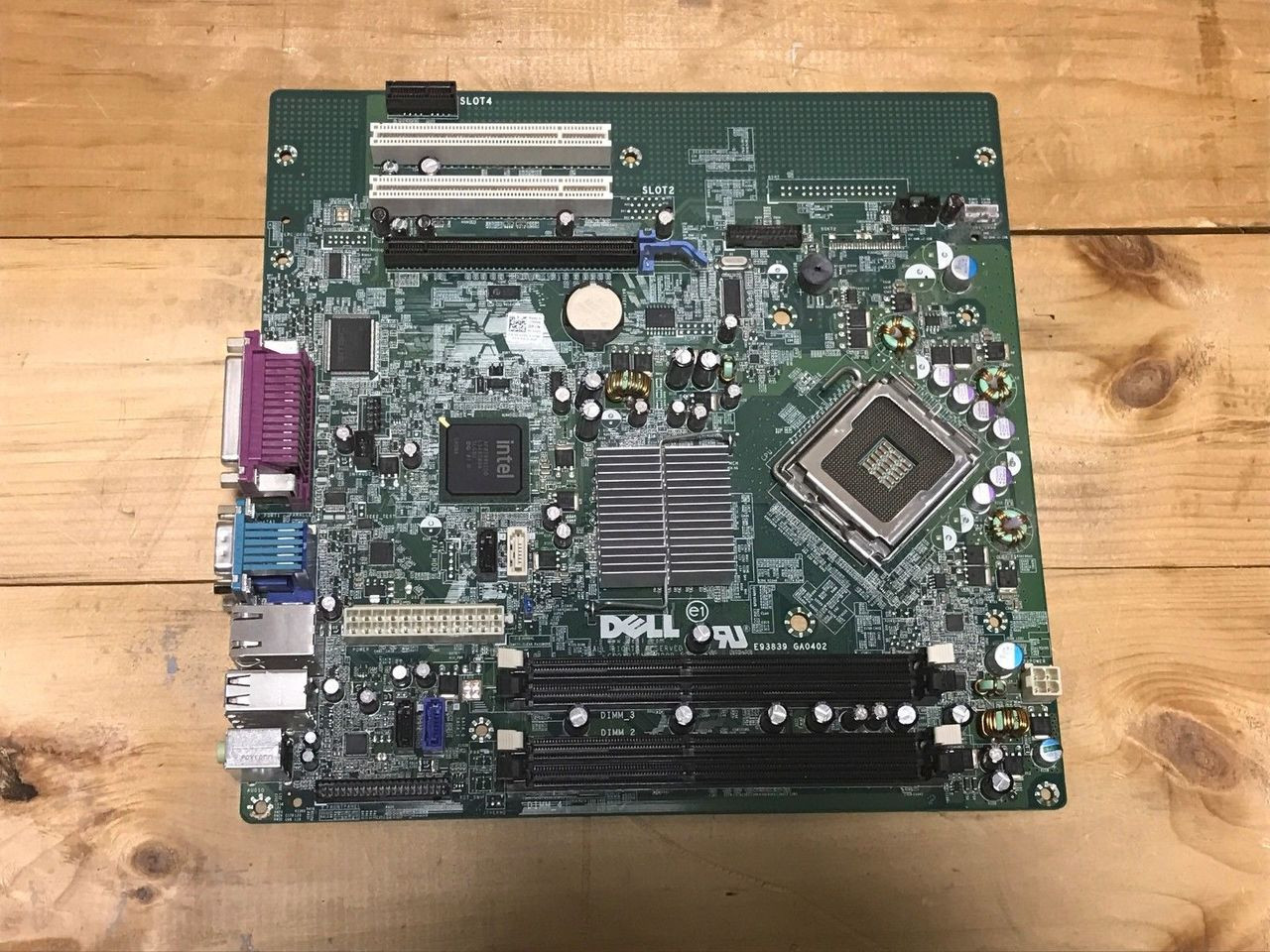DELL OPTIPLEX 780 MT MOTHERBOARD /TARJETA MADRE NEW DELL C27VV DELL OPTIPLEX 780 MT MOTHERBOARD /TARJETA MADRE NEW DELL C27VV