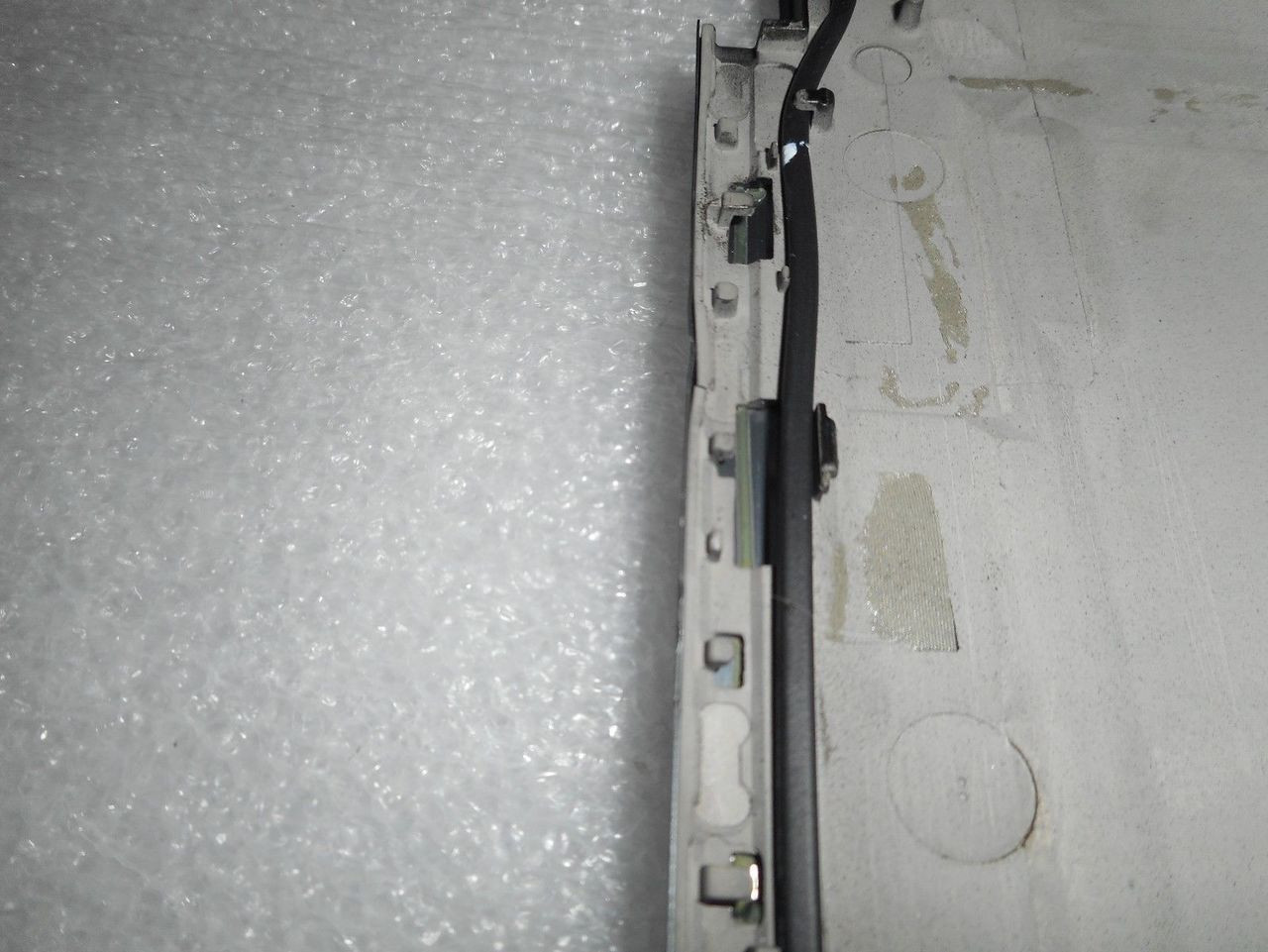 DELL LATITUDE E7450 LAPTOP LCD TOP BACK COVER / CUBIERTA TRASERA DE PANTALLA NEW, VYTPN