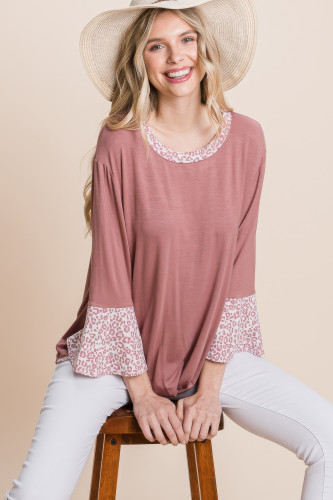 Animal Print Contrast Bell Sleeves Fashion Top With Gathered Front Hem-44984