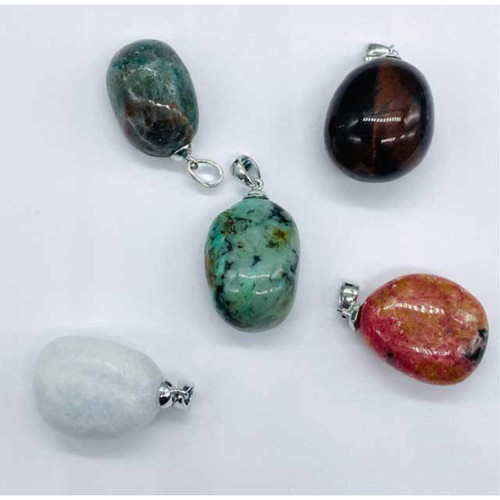 Stone Various Pendant approx. 3/4"