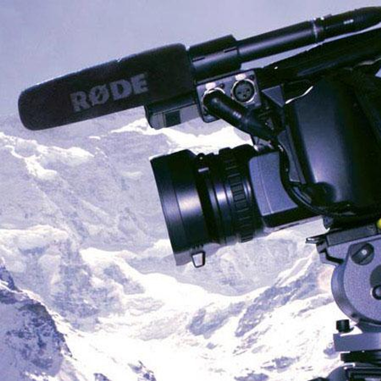 RODE NTG-1 ビデオマイク The Rode NTG-1 is a lightweight condenser shotgun microphone
