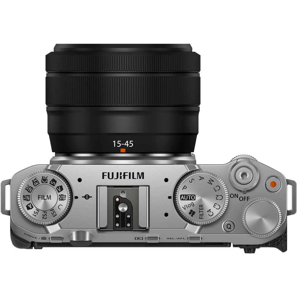 FUJIFILM X-M5 with XC 15-45mm f/3.5-5.6 OIS PZ Lens (Silver)