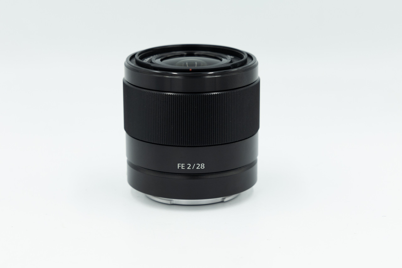 USED SONY FE 28 F2