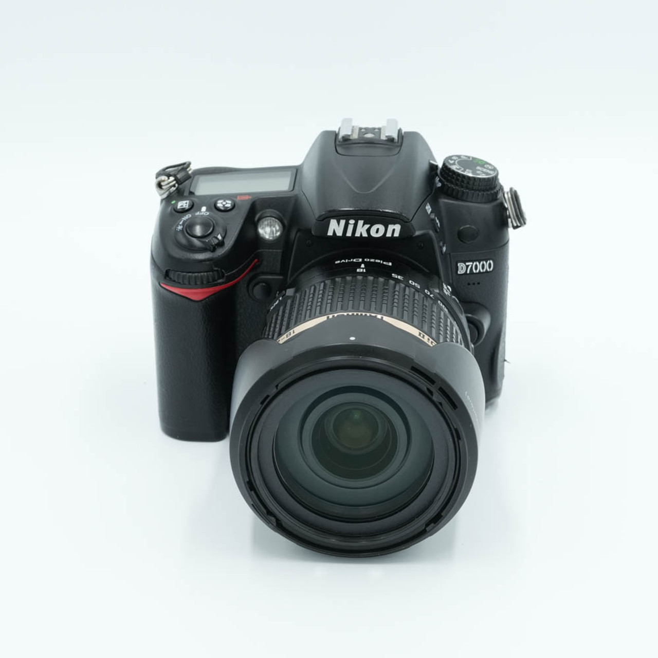 USED NIKON D7000 W/ TAMRON 18-270