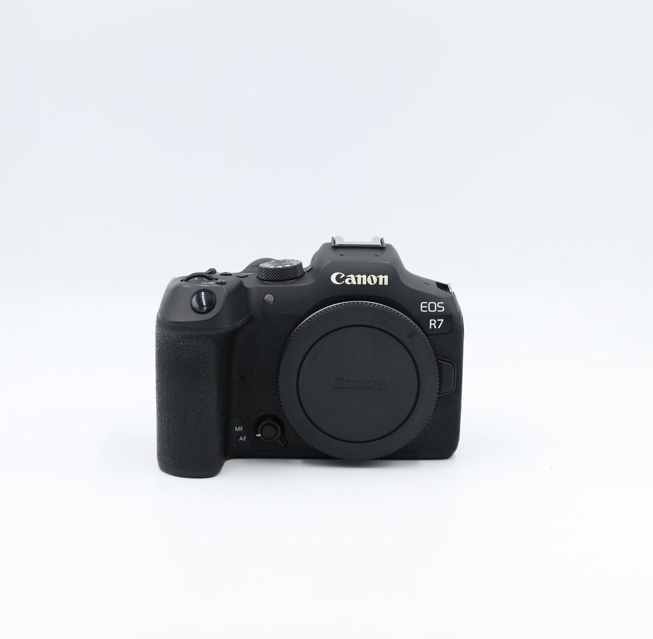 USED CANON EOS R7 BODY ONLY