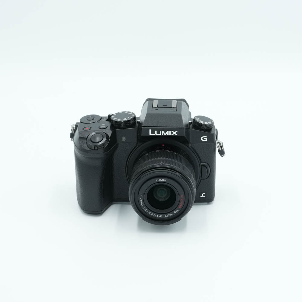 USED PANASONIC G7 W/ 14-42