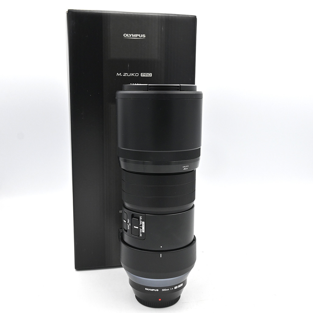 USED OLYMPUS 300 F4 IS PRO ED