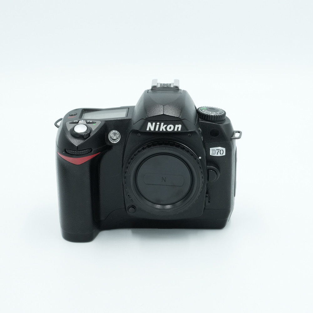 USED NIKON D70 BODY